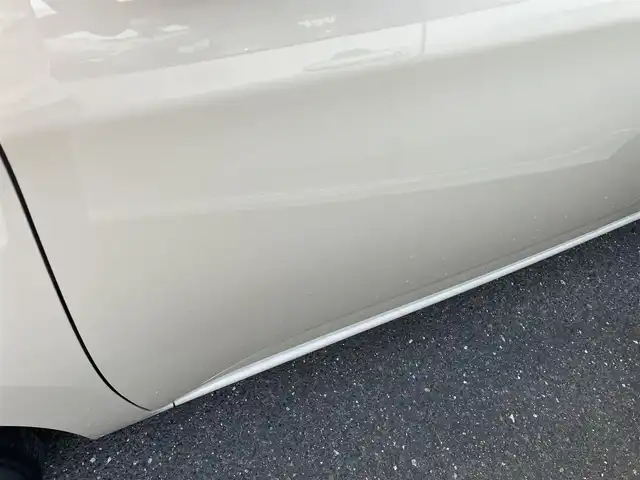ダイハツ ブーン スタイル ホワイトLTD SAⅢ 三重県 2019(令1)年 3.1万km ホワイト/パウダリーベージュメタリック 2トーン 全方位カメラ/純正ナビ(Bluetooth/CD/DVD/SD/地デジTV/AM/FM)/360°ドライブレコーダー(HDR360G)/ETC/コーナーセンサー/スマートアシスト3(衝突警報/衝突回避支援ブレーキ/誤発進抑制制御/車線逸脱警報/オートハイビーム/先行車発進お知らせ)/LEDクリアランスランプ付LEDヘッドランプ/オートライト/LEDフロントフォグランプ/ホワイトドアミラー(電動オート格納)/ボディ同色アウトサイドドアハンドル/オプティトロンメーター/ステアリングスイッチ/助手席フタ付アッパーボックス/シートアンダートレイ(助手席)/キーフリーシステム/プッシュスタート/スペアキー