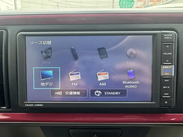 ダイハツ ブーン スタイル ホワイトLTD SAⅢ 三重県 2019(令1)年 3.1万km ホワイト/パウダリーベージュメタリック 2トーン 全方位カメラ/純正ナビ(Bluetooth/CD/DVD/SD/地デジTV/AM/FM)/360°ドライブレコーダー(HDR360G)/ETC/コーナーセンサー/スマートアシスト3(衝突警報/衝突回避支援ブレーキ/誤発進抑制制御/車線逸脱警報/オートハイビーム/先行車発進お知らせ)/LEDクリアランスランプ付LEDヘッドランプ/オートライト/LEDフロントフォグランプ/ホワイトドアミラー(電動オート格納)/ボディ同色アウトサイドドアハンドル/オプティトロンメーター/ステアリングスイッチ/助手席フタ付アッパーボックス/シートアンダートレイ(助手席)/キーフリーシステム/プッシュスタート/スペアキー