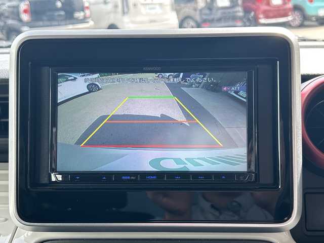 スズキ スペーシア HYBRID X 和歌山県 2023(令5)年 2.7万km ピュアホワイトP 社外ナビ/フルセグTV/（AM/FM/DVD/Bluetooth）/衝突軽減ブレーキ/横滑り防止機能/レーンキープ/両側パワースライドドア/アイドリングストップ/シートヒーター/コーナーセンサー/オートライト/ドラレコ/ETC/プッシュスタート/スマートキー