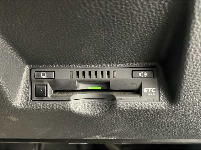 トヨタ ヤリスクロス G 栃木県 2022(令4)年 2万km グレイッシュブルー 純正メーカーナビ/（BT/AM/FM/フルセグ）/レーダークルーズコントロール/プリクラッシュブレーキ/横滑り防止/標識検知/全周囲カメラ/ETC/ドライブレコーダー/純正アルミホイール/純正フロアマット/LEDヘッドランプ/プッシュスタート/スマートキー