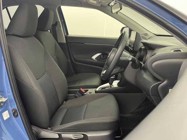 トヨタ ヤリスクロス G 栃木県 2022(令4)年 2万km グレイッシュブルー 純正メーカーナビ/（BT/AM/FM/フルセグ）/レーダークルーズコントロール/プリクラッシュブレーキ/横滑り防止/標識検知/全周囲カメラ/ETC/ドライブレコーダー/純正アルミホイール/純正フロアマット/LEDヘッドランプ/プッシュスタート/スマートキー