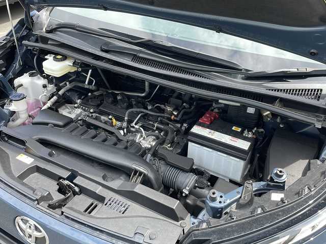 トヨタ ヴォクシー S－G 神奈川県 2023(令5)年 1.9万km マッシブグレー ・１０．５インチナビオ（コネクティッドナビ対応）Plus/・バックカメラ　/・ＤＶＤ・ＣＤ　/・Ｂｌｕｅｔｏｏｔｈ　/・ＡｐｐｌｅＣａｒＰｌａｙ　ＡｎｄｒｏｉｄＡｕｔｏ　/・フルセグＴＶ　/・ＥＴＣ２．０　/・ＨＤＭＩ入力端子　/・両側パワースライドドア/・左右独立温度コントロールフロントオートエアコン/＋リヤオートエアコン（リヤクーラー＋リヤヒーター）/・センターコンソールボックス/・〈充電用USB端子（Type-C）2個付〉/・トヨタセーフティーセンス/・パーキングサポートブレーキ/・純正サイドバイザー/・ドライブレコーダー(コムテックHDR361GS）