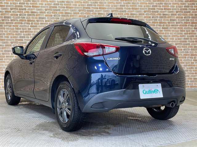 マツダ デミオ 13S ブラックレザーリミテッド 岩手県 2016(平28)年 10.5万km ディープクリスタルブルーマイカ 衝突被害軽減システム/横滑り防止装置/アイドリングストップ/MTモード付きAT/ヘッドアップディスプレイ/シートヒーター/純正ナビ/バックカメラ/フルセグTV/オートライト/LEDヘッドライト/ETC/純正フロアマット/純正15インチアルミホイール