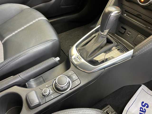 マツダ デミオ 13S ブラックレザーリミテッド 岩手県 2016(平28)年 10.5万km ディープクリスタルブルーマイカ 衝突被害軽減システム/横滑り防止装置/アイドリングストップ/MTモード付きAT/ヘッドアップディスプレイ/シートヒーター/純正ナビ/バックカメラ/フルセグTV/オートライト/LEDヘッドライト/ETC/純正フロアマット/純正15インチアルミホイール