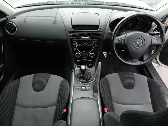 マツダ ＲＸ－８ タイプ S 福井県 2004(平16)年 8.2万km スノーフレイクホワイトパールマイカ 6速MT/純正HDDナビ/・（FM/AM/CD/MD/HDD）/ETC/ドライブレコーダー/フロントフォグランプ/ライトレベライザー/純正18インチAW/純正フロアマット