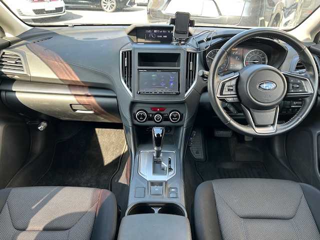 スバル インプレッサ スポーツ 1．6i－Lアイサイト 青森県 2017(平29)年 6.9万km クリスタルホワイトP Eyesight/レーダークルーズコントロール/MTモード付/４WD/社外メモリナビ（BlueTooth/フルセグ）/バックカメラ/ETC/車両接近アラート/社外夏タイヤ積込み/純正205/55/16AWタイヤ/保証書/取扱説明書/スペアキー