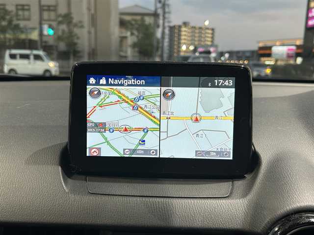 マツダ デミオ 13S 岡山県 2018(平30)年 6.7万km スノーフレイクホワイトパールマイカ 登録時走行距離66929km/純正ナビ/(AM/FM/TV/DISC/BT/USB)/衝突被害軽減システム/レーンキープアシスト/アイドリングストップ/全方位カメラ/ETC/ドライブレコーダー/D+Nシートヒーター/オートマチックハイビーム/プッシュスタート/スマートキー/MTモード付AT/パワーウィンドウ/パワーステアリング