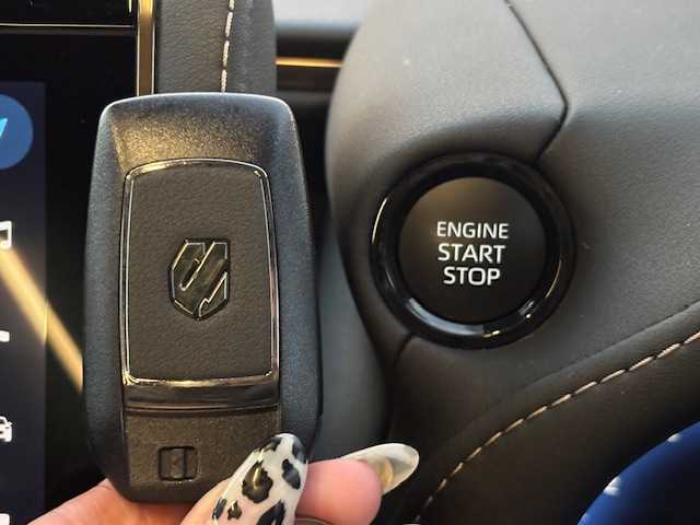 トヨタ アルファード Z 宮城県 2023(令5)年 2.1万km ブラック 登録時走行距離20896km/モデリスタ/ムーンルーフ/クルーズコントロール/デジタルインナーミラー/ドライブレコーダー前後/レーンキープ/オートライト/オートハイビーム/パーキングバックドア/電動パーキング/ブレーキホールド/スマートキー/スペアキー1本/両側パワースライドドア/ステアリングヒーター/パワーシート/シートヒーター/エアシート/純正ナビ/TV・AM/FM・Bluetooth・USB/電動格納ミラー/モデリスタエアロ/ドアバイザー/コーナーセンサー前後/純正アルミホイール/3眼ヘッドライト/フォグランプ