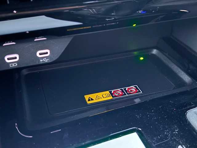 トヨタ アルファード Z 宮城県 2023(令5)年 2.1万km ブラック 登録時走行距離20896km/モデリスタ/ムーンルーフ/クルーズコントロール/デジタルインナーミラー/ドライブレコーダー前後/レーンキープ/オートライト/オートハイビーム/パーキングバックドア/電動パーキング/ブレーキホールド/スマートキー/スペアキー1本/両側パワースライドドア/ステアリングヒーター/パワーシート/シートヒーター/エアシート/純正ナビ/TV・AM/FM・Bluetooth・USB/電動格納ミラー/モデリスタエアロ/ドアバイザー/コーナーセンサー前後/純正アルミホイール/3眼ヘッドライト/フォグランプ