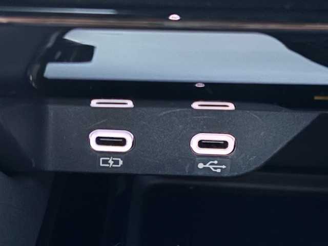 トヨタ アルファード Z 宮城県 2023(令5)年 2.1万km ブラック 登録時走行距離20896km/モデリスタ/ムーンルーフ/クルーズコントロール/デジタルインナーミラー/ドライブレコーダー前後/レーンキープ/オートライト/オートハイビーム/パーキングバックドア/電動パーキング/ブレーキホールド/スマートキー/スペアキー1本/両側パワースライドドア/ステアリングヒーター/パワーシート/シートヒーター/エアシート/純正ナビ/TV・AM/FM・Bluetooth・USB/電動格納ミラー/モデリスタエアロ/ドアバイザー/コーナーセンサー前後/純正アルミホイール/3眼ヘッドライト/フォグランプ