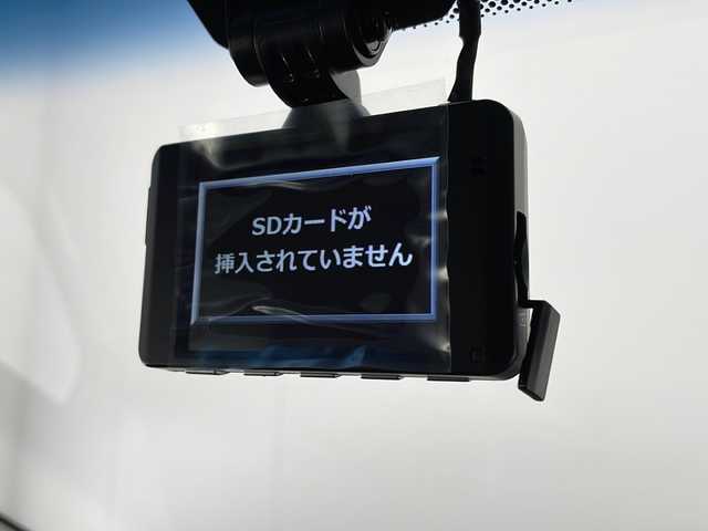 三菱 デリカＤ：５ ジャスパー 宮崎県 2023(令5)年 1.2万km グラファイトグレーメタリック/ブラックマイカ 禁煙車/衝突被害軽減ブレーキ/純正10.1型ナビ/（CD/DVD/Bluetooth/HDMI/MSV/FMAM）/純正LEDオートライト/純正LEDフォグ/純正18インチアルミ/純正フロアマット/社外ドライブレコーダー/両側電動スライドドア/パワーバックドア/パノラミックビューモニター/アダプティブクルーズコントロール/レーンディパーチャーアラート/オートマチックハイビーム/ブラインドスポットモニター/電子パーキング/オートホールド/デュアルオートエアコン/パドルシフト/ステアリングヒーター/本革巻ハンドル/ETC/スマートキー/プッシュエンジンスタート/新車時保証書/取扱い説明書
