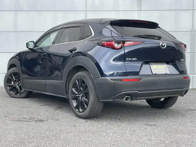 マツダ ＣＸ－３０ XD ブラックトーンエディション 千葉県 2022(令4)年 1.5万km ディープクリスタルブルーマイカ 衝突軽減ブレーキ/全方位カメラ/純正８インチナビ/フルセグＴＶ/Ｂｌｕｅｔｏｏｔｈ/ＥＴＣ/シートヒーター/パワーバックドア/純正１８インチＡＷ　/ＬＥＤヘッドライト　/オートライト　/ＢＳＭ