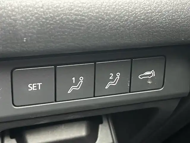 マツダ ＣＸ－３０ XD ブラックトーンエディション 千葉県 2022(令4)年 1.5万km ディープクリスタルブルーマイカ 衝突軽減ブレーキ/全方位カメラ/純正８インチナビ/フルセグＴＶ/Ｂｌｕｅｔｏｏｔｈ/ＥＴＣ/シートヒーター/パワーバックドア/純正１８インチＡＷ　/ＬＥＤヘッドライト　/オートライト　/ＢＳＭ