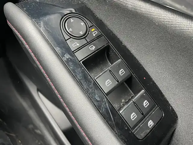 マツダ ＣＸ－３０ XD ブラックトーンエディション 千葉県 2022(令4)年 1.5万km ディープクリスタルブルーマイカ 衝突軽減ブレーキ/全方位カメラ/純正８インチナビ/フルセグＴＶ/Ｂｌｕｅｔｏｏｔｈ/ＥＴＣ/シートヒーター/パワーバックドア/純正１８インチＡＷ　/ＬＥＤヘッドライト　/オートライト　/ＢＳＭ