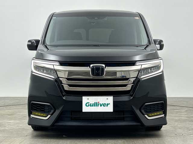 ホンダ ステップワゴン スパーダ クルスピセンシング 三重県 2022(令4)年 1.8万km プレミアムスパークルブラックパール /禁煙車//純正9型メモリーナビ//バックカメラ//WAC//DN席シートヒーター//MTモード付AT//パドルシフト//革巻きステアリング//ステアリングスイッチ//ホンダセンシング//衝突軽減ブレーキ//レーンキープアシスト//レーダークルーズコントロール//両側パワースライドドア//純正ビルトインETC2.0//純正前方ドライブレコーダー//LED//フォグ//ハーフレザーシート//サイドカーテンエアバッグ//車高調