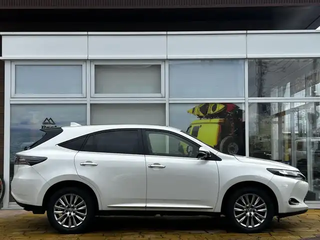 トヨタ ハリアー プレミアム アドバンスドP 道北・旭川 2015(平27)年 3.6万km ホワイトパールクリスタルシャイン JBLサウンドシステム/全方位カメラ/フルセグTV/パノラマルーフ/レザーシート/前席パワーシート/前席シートヒーター/社外ドライブレコーダー/パワーバックドア/コーナーセンサー/寒冷地仕様