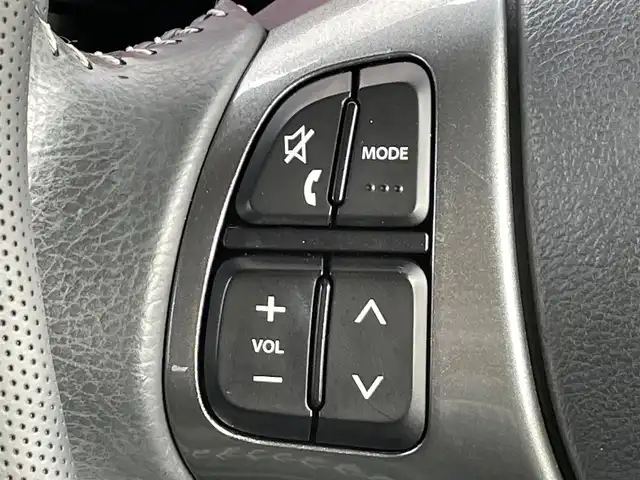 スズキ ハスラー Jスタイル 山口県 2015(平27)年 3.9万km フェニックスレッドパール/ホワイト2トーンルーフ 登録時39006km/レーダーブレーキサポート/誤発進抑制機能/社外メモリーナビ/フルセグ/バックカメラ/Bluetooth/シートヒーター/ドライブレコーダー/HID/フォグランプ/アイドリングストップ/スマートキー×2