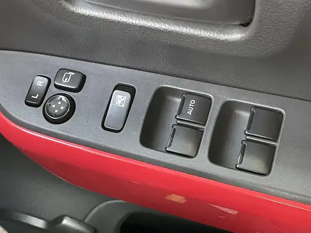 スズキ ハスラー Jスタイル 山口県 2015(平27)年 3.9万km フェニックスレッドパール/ホワイト2トーンルーフ 登録時39006km/レーダーブレーキサポート/誤発進抑制機能/社外メモリーナビ/フルセグ/バックカメラ/Bluetooth/シートヒーター/ドライブレコーダー/HID/フォグランプ/アイドリングストップ/スマートキー×2