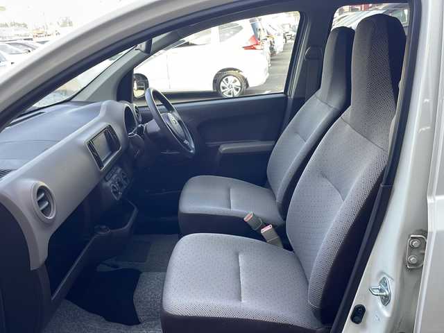 トヨタ パッソ X 福島県 2015(平27)年 8.1万km ホワイト 純正ナビ　ワンセグ　ワイパーデザイアー　電格ミラー　ビルトインＥＴＣ　ドアバイザー　ＬＥＤヘッドライト　フォグランプ　リモコンキー　スペアキー　純正ホイールキャップ付　純正フロアマット　取扱説明書