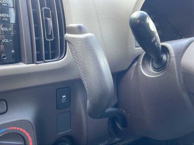 トヨタ パッソ X 福島県 2015(平27)年 8.1万km ホワイト 純正ナビ　ワンセグ　ワイパーデザイアー　電格ミラー　ビルトインＥＴＣ　ドアバイザー　ＬＥＤヘッドライト　フォグランプ　リモコンキー　スペアキー　純正ホイールキャップ付　純正フロアマット　取扱説明書