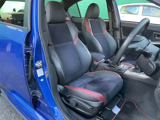 スバル ＷＲＸ ＳＴＩ STI 東京都 2015(平27)年 4.2万km WRブルーパール ワンオーナー/STIフロントアンダースポイラー/STIサイドアンダースポイラー/STIフロントグリル/STIスカートリップ/大型リアスポイラー/純正18インチアルミホイール/メモリーナビ（AVIC-RZ09）/・フルセグTV/DVD/Bluetooth//・ナビ連動純正ドライブレコーダー前後（VREC-DS800DC）/バックカメラ/オールウェザーパック/純正フロアマット/スペアタイヤ/新車時保証書/取扱説明書/ディーラー整備記録簿/・H28/8　H29/8  H30/8  R1/7  R2/8  R3/8  R4/8  R5/8  R6/8  R7/7