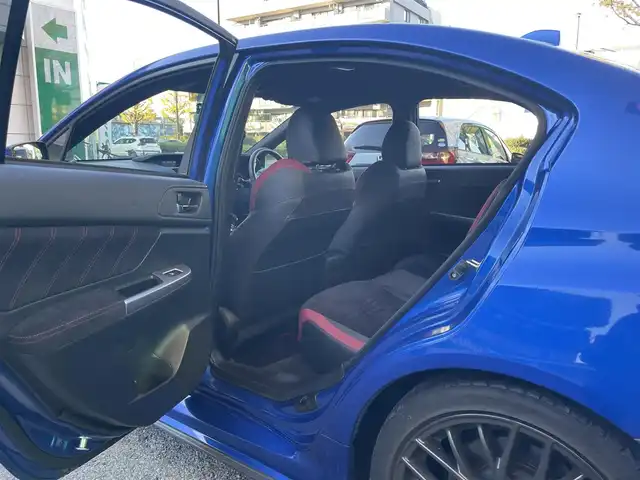 スバル ＷＲＸ ＳＴＩ STI 東京都 2015(平27)年 4.2万km WRブルーパール ワンオーナー/STIフロントアンダースポイラー/STIサイドアンダースポイラー/STIフロントグリル/STIスカートリップ/大型リアスポイラー/純正18インチアルミホイール/メモリーナビ（AVIC-RZ09）/・フルセグTV/DVD/Bluetooth//・ナビ連動純正ドライブレコーダー前後（VREC-DS800DC）/バックカメラ/オールウェザーパック/純正フロアマット/スペアタイヤ/新車時保証書/取扱説明書/ディーラー整備記録簿/・H28/8　H29/8  H30/8  R1/7  R2/8  R3/8  R4/8  R5/8  R6/8  R7/7