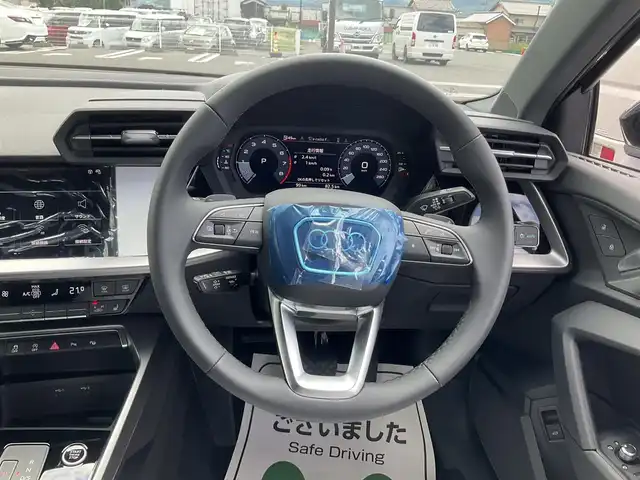 車両画像13