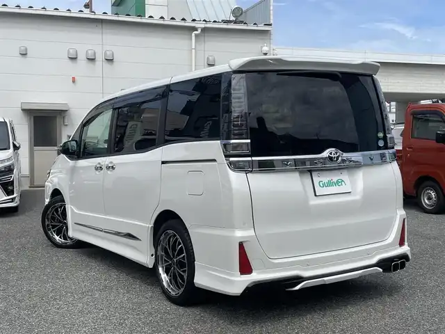 車両画像2