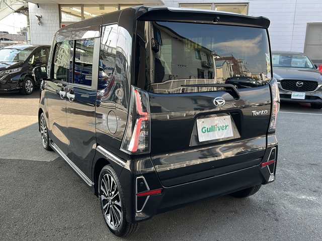 ダイハツ タント カスタム RS 京都府 2019(令1)年 2.1万km パールブラック 純正ＳＤナビ/（NSZN-Y69DS)/フルセグＴＶ　/CD/DVD再生機能有/Bluetooth/USB/iPod/スマートアシスト　/全方位カメラ　/禁煙車　/両側パワースライドドア　/前後コーナーセンサー　/横滑り防止装置/レーンキープアシスト/盗難防止装置/LEDヘッドライト/オートライト/フロントフォグランプ/電動格納ミラー/デジタルインナーミラー　/クルコン追従有　/スマートキー　/ハーフレザー　/全席シートヒーター/サイドエアロ付/Wサイドエアバッグ/カーテンエアバッグ