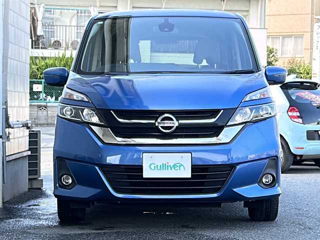 日産 セレナ S 神奈川県 2018(平30)年 11.1万km シャイニングブルー ワンオーナー/片側パワースライドドア/衝突軽減ブレーキ/クルーズコントロール/オートライト/フォグランプ/純正フロアマット/純正ドアバイザー/スペアキー×１/取扱説明書/保証書