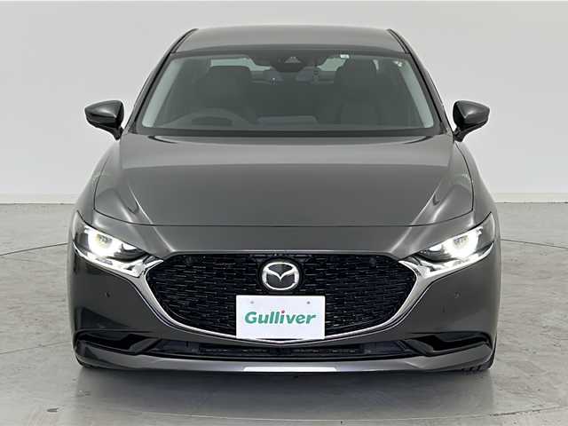 マツダ マツダ３セダン XD Lパッケージ 宮城県 2020(令2)年 6.5万km マシーングレープレミアムM 360°ビューモニター/BOSEサウンド/レザーシート/i-ACTIVSENSE /・スマートブレーキサポート/・レーンキープアシスト/・ブラインドスポットモニタリング/・オートハイビーム/・レーダークルーズコントロール/・ヘッドアップディスプレイ/純正ナビ/・CD・DVD・BT・HDMI・USB/フルセグTV/D席パワーシート/D席シートメモリー/前席シートヒーター/ステアリングヒーター/革巻きステアリング/ステアリングスイッチ/純正ドライブレコーダー（フロント）/LEDヘッドライト/ETC/プッシュスタート/スマートキー×2/電動パーキングブレーキ/純正フロアマット/純正18インチアルミホイール/ドアバイザー/////
