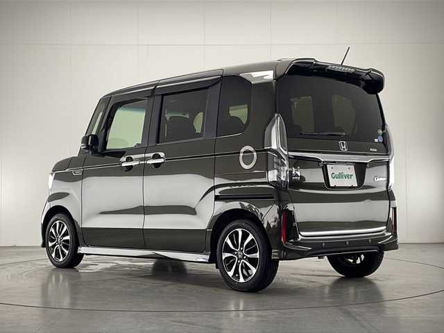 ホンダ Ｎ ＢＯＸ カスタム G L 宮崎県 2019(平31)年 2.8万km プレミアムグラマラスブロンズP 禁煙車/社外ナビTV/（ストラーダ/CN-E310D/CD/DVD/Bluetooth/フルセグTV)/社外バックカメラ/純正ビルトインETC/純正LEDオートライト/純正LEDフォグ/純正14インチアルミ/純正エアロ/純正ルーフエンドスポイラー/純正フロアマット/左側電動スライドドア/ウインカードアミラー/オートエアコン（プラズマクラスター）/フロントハーフシェイドガラス/スマートキー/プッシュエンジンスタート/スペアキー/新車時保証書/取扱い説明書