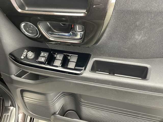 ホンダ Ｎ ＢＯＸ カスタム G L 宮崎県 2019(平31)年 2.8万km プレミアムグラマラスブロンズP 禁煙車/社外ナビTV/（ストラーダ/CN-E310D/CD/DVD/Bluetooth/フルセグTV)/社外バックカメラ/純正ビルトインETC/純正LEDオートライト/純正LEDフォグ/純正14インチアルミ/純正エアロ/純正ルーフエンドスポイラー/純正フロアマット/左側電動スライドドア/ウインカードアミラー/オートエアコン（プラズマクラスター）/フロントハーフシェイドガラス/スマートキー/プッシュエンジンスタート/スペアキー/新車時保証書/取扱い説明書
