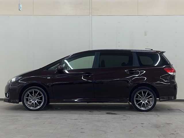 トヨタ ウィッシュ 1．8X HIDセレクション 道央・札幌 2010(平22)年 9.2万km ブラキッシュレッドマイカ /4WD//社外HDDナビ：AVIC-HRZ900/（CD/DVD/BT/HDD/ラジオ/TV）//寒冷地仕様//フロントワイパーデアイサー//ワンオーナー//横滑り防止//ETC//HIDヘッドライト//オートライト//フォグライト//オートエアコン//社外AW付冬タイヤ積込//革巻きステアリング//社外エンジンスターター //電動格納ミラー