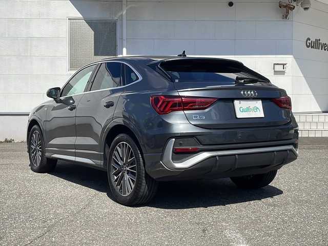 アウディ Ｑ３ SB 35TFSI Sライン 福井県 2023(令5)年 1.1万km デイトナグレーパールエフェクト Sライン/ターボ/メーカー純正ナビゲーション/（Bluetooth）/360°カメラ/アダプティブクルーズコントロール/レーンキープアシスト/プリクラッシュセーフティ/純正19インチアルミホイール/クリアランスソナー /パワーバックドア/前席パワーシート /エアーシート/シートヒーター /LEDヘッドライト/ハーフレザーシート/パドルシフト/LIMスイッチ/ドライブレコーダー /ETC2.0(ビルトイン)/アイドリングストップ/オートライト/ミラーヒーター/オートリトラミラー /プッシュスタート/スマートキー/保証書/取扱説明書