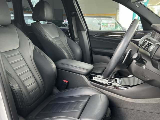 ＢＭＷ Ｘ３ xDrive20d Mスポーツ 兵庫県 2021(令3)年 4.7万km アルピンホワイトⅢ 軽油/ターボ車/ワンオーナー/ハイラインパッケージ/革シート/シートヒーター後席/電動ランバーサポート/ポプラグレー本木製インパネ加飾/純正HDDナビ/フルセグTV/Bluetooth/全方位カメラ/パーキングアシストプラス/ドライビングアシストプラス/パワーバックドア/コンフォートアクセス/ヘッドアップディスプレイ/ハイグロスシャドーライン（ブラック）ルーフレール/Mスポーツサスペンション/シートヒーター前席/後席/置くだけ充電/前後ドライブレコーダー/純正フロアマット/保証書/取説/スペアキー1本