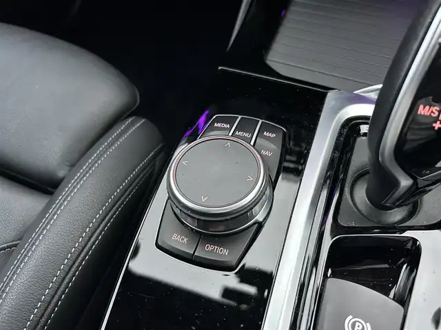 ＢＭＷ Ｘ３ xDrive20d Mスポーツ 滋賀県 2021(令3)年 4.7万km アルピンホワイトⅢ 軽油/ターボ車/ワンオーナー/ハイラインパッケージ/革シート/シートヒーター後席/電動ランバーサポート/ポプラグレー本木製インパネ加飾/純正HDDナビ/フルセグTV/Bluetooth/全方位カメラ/パーキングアシストプラス/ドライビングアシストプラス/パワーバックドア/コンフォートアクセス/ヘッドアップディスプレイ/ハイグロスシャドーライン（ブラック）ルーフレール/Mスポーツサスペンション/シートヒーター前席/後席/置くだけ充電/前後ドライブレコーダー/純正フロアマット/保証書/取説/スペアキー1本