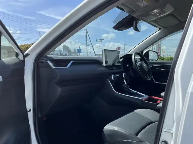 トヨタ ＲＡＶ４ アドベンチャー オフロードPKG 鳥取県 2022(令4)年 3.9万km スーパーホワイトⅡ ワンオーナー/４・W・D/純正ディスプレイオーディオ/フルセグ/BT/USB/全方位カメラ・ETC/運転席パワーシート/前席シートヒーター/エアシート/トヨタセーフティセンス/レーダークルーズコントロール/レーンキープアシスト/デジタルインナーミラー/LEDヘットライト/LEDフォグライト/純正18インチアルミホイール/プッシュエンジンスタート/フロアマット/ドアバイザー/保証書/取扱説明書/スペアキー