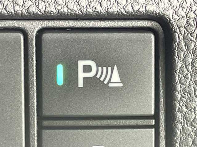 ホンダ ヴェゼル ハイブリッド e:HEV Z 神奈川県 2025(令7)年 0.1千km クリスタルブラックパール 登録済未使用車/Honda CONNECTディスプレイ/純正ナビ/純正ETC2.0車載器/フルセグ　Bluetooth　USB　AppleCarPlay　Androidauto/バックカメラ/ワイヤレス充電器/フロントグリルベルリナブラック/ホンダセンシング/衝突軽減ブレーキ/誤発進抑制機能/後方誤発進抑制機能/近距離衝突軽減ブレーキ/歩行者事故低減ステアリング/路外逸脱抑制機能/渋滞追従付アダブティブクルーズコントロール/車線維持支援システム/先行車発進お知らせ機能/標識認識機能/オートハイビーム/パーキングセンサーシステム/トラフィックジャムアシスト/アダブティブドライビングビーム/ブラインドスポットインフォメーション/前後ソナー/革巻きステアリング/パドルシフト/ステアリングヒーター/合皮/ファブリックコンビシート/前席シートバックポケット/前席シートヒーター/ダウンヒルアシストコントロール/電動パーキングブレーキ/オートブレーキホールド/プッシュスタート/スマートキー/純正18インチアルミホイール/LEDヘッド/フォグランプ