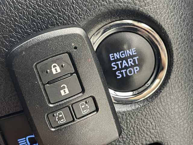 トヨタ ヴェルファイア Z 茨城県 2018(平30)年 11.5万km ホワイトパールクリスタルシャイン ・ 10インチ純正ＳＤナビゲーション/・フルセグＴＶ/・Bluetooth/・ビルトインＥＴＣ/・レーダークルーズコントロール/・ドアバイザー/・プリクラッシュセーフティ/・ＬＥＤヘッドライト/・衝突軽減装置/・電動両側パワースライドドア/・ＭＴモード付ＡＴ/・１２Ｖ充電