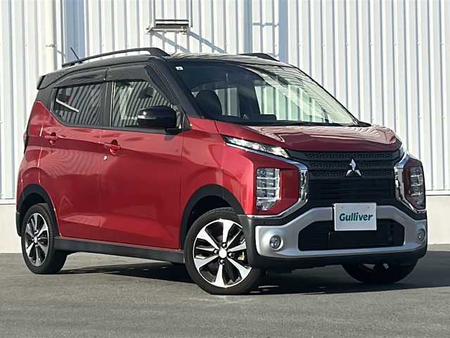 三菱 ｅＫクロス T 三重県 2019(令1)年 4.7万km アメジストブラック/レッドM ワンオーナー/先進安全パッケージ/先進快適パッケージ/純正９インチナビ、フルセグTV/純正CD、DVD再生、Bluetooth、AUX/純正前後ドラレコ/純正アルミ15インチ/全方位カメラ/前席シートヒーター/追従型クルーズコントロール/デジタルインナーミラー/コーナーセンサー/アイドリングストップ/スマートキー×２本/プッシュスタート/ルーフレール/ステアリングリモコン/オートホールド/LEDオートライト/フォグランプ/アイドリングストップ/USB給電/ETC/フロアマット/ドアバイザー/４WD/禁煙車/保証書、取説