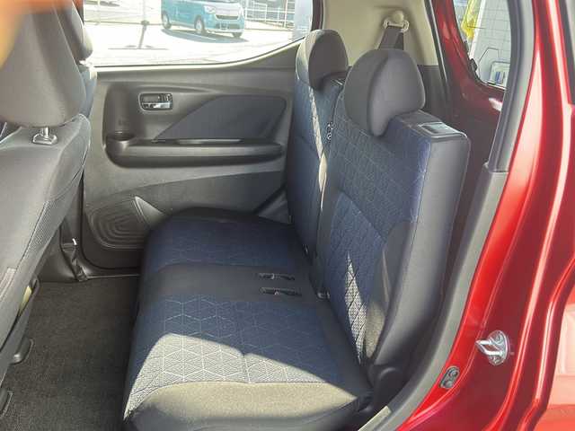 三菱 ｅＫクロス T 三重県 2019(令1)年 4.7万km アメジストブラック/レッドM ワンオーナー/先進安全パッケージ/先進快適パッケージ/純正９インチナビ、フルセグTV/純正CD、DVD再生、Bluetooth、AUX/純正前後ドラレコ/純正アルミ15インチ/全方位カメラ/前席シートヒーター/追従型クルーズコントロール/デジタルインナーミラー/コーナーセンサー/アイドリングストップ/スマートキー×２本/プッシュスタート/ルーフレール/ステアリングリモコン/オートホールド/LEDオートライト/フォグランプ/アイドリングストップ/USB給電/ETC/フロアマット/ドアバイザー/４WD/禁煙車/保証書、取説