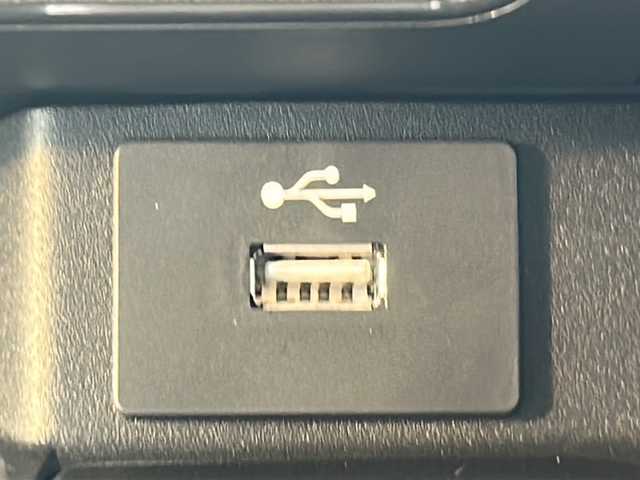 三菱 ｅＫクロス T 三重県 2019(令1)年 4.7万km アメジストブラック/レッドM ワンオーナー/先進安全パッケージ/先進快適パッケージ/純正９インチナビ、フルセグTV/純正CD、DVD再生、Bluetooth、AUX/純正前後ドラレコ/純正アルミ15インチ/全方位カメラ/前席シートヒーター/追従型クルーズコントロール/デジタルインナーミラー/コーナーセンサー/アイドリングストップ/スマートキー×２本/プッシュスタート/ルーフレール/ステアリングリモコン/オートホールド/LEDオートライト/フォグランプ/アイドリングストップ/USB給電/ETC/フロアマット/ドアバイザー/４WD/禁煙車/保証書、取説