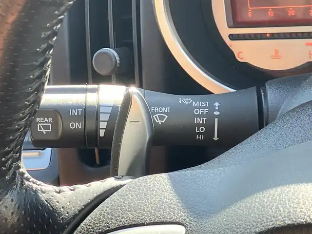 日産 フェアレディ Ｚ バージョンT 静岡県 2011(平23)年 10万km ブリリアントホワイトパール HKSハイパフォーマンスエキゾーストマフラー/WORK Varianza19インチアルミホイール /純正ナビ（CD/フルセグ）/バックカメラ/ドライブレコーダー前後/ETC/パドルシフト/エンジンスタートボタン/パワーステアリング/パワーウィンドウ/スマートキー/オートエアコン/フロアマット/D席N席パワーシート/D席N席シートヒーター/ハーフレザーシート（本革＆布）/フロントエアロ/ABS/横滑り防止装置/オートライト/キセノン/W+サイドエアバッグ/BOSE/ブルーレンズミラー