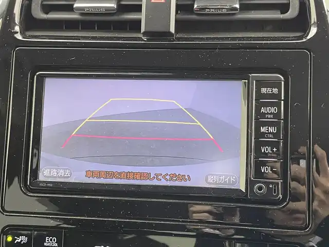 トヨタ プリウス E 千葉県 2017(平29)年 6.8万km シルバーM 純正ナビ/・NSCD-W66/・CD/BT/ワンセグ/バックカメラ/レーダークルーズコントロール/ビルトインETC/LDA/スペアキー/LEDヘッドライト/オートライト