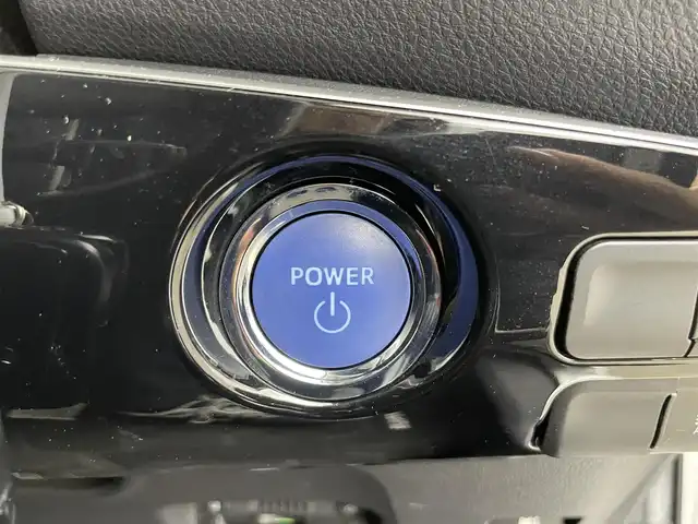 トヨタ プリウス E 千葉県 2017(平29)年 6.8万km シルバーM 純正ナビ/・NSCD-W66/・CD/BT/ワンセグ/バックカメラ/レーダークルーズコントロール/ビルトインETC/LDA/スペアキー/LEDヘッドライト/オートライト