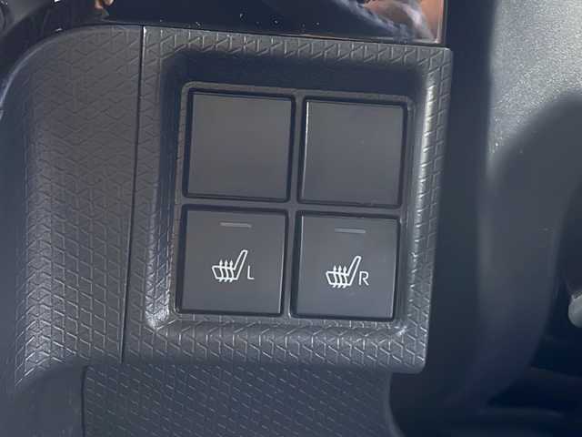 ダイハツ タント カスタム RS 新潟県 2020(令2)年 6.4万km パールブラック 4WD/純正SDナビ(NMZK-W70D)/CD/DVD/BT/フルセグテレビ/バックカメラ/ETC/ドライブレコーダー/衝突被害軽減ブレーキ/レーンキープアシスト/両側パワースライドドア/半革シート/ベンチシート/シートヒーター /コーナーセンサー/ステアリングスイッチ/スマートキー/プッシュスタート/LEDヘッドライト/オートライト/オートハイビーム/フォグランプ/純正15インチアルミホイール