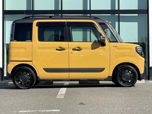 スズキ スペーシア ギア HYBRID XZターボ 和歌山県 2019(令1)年 5.2万km アクティブイエロー/ガンメタリック2トーン 7インチナビ（CN-RE05WD）/全方位カメラ/フルセグTV/衝突軽減ブレーキ/レーダークルコン/後方コーナーセンサー/オートライト/ドラレコ/ビルトインETC/両側パワスラ/シートヒーター/パドルシフト/後席サーキュレーター/後席サンシェード/LEDヘッドライト/フォグランプ/ステリモ/ルーフレール