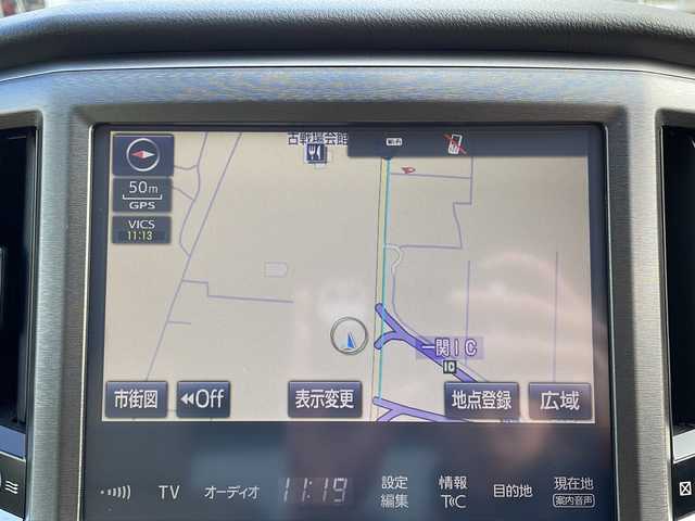 トヨタ クラウン ハイブリッド ロイヤルサルーン 岩手県 2015(平27)年 14万km ホワイトパールクリスタルシャイン 純正ナビ(CD/DVD/ラジオ/AUX/USB/SD/BT)/フルセグテレビ/バックカメラ/前席シートヒーター/前席パワーシート/ハンドルヒーター/ビルトインETC/クルーズコントロール/スマートキー/プッシュスタート/ステアリングスイッチ/前方ドライブレコーダー(VREC-DZ300)/社外17inアルミホイール/純正AW付冬タイヤ積込/純正フロアマット/LEDヘッドライト/フォグランプ/取説＆保証書