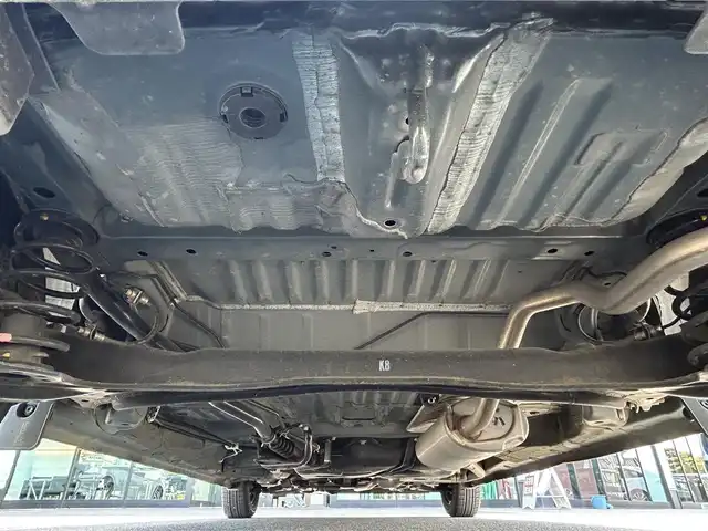 ホンダ Ｎ ＢＯＸ L 栃木県 2022(令4)年 2.7万km ブリティッシュグリーンP 衝突被害軽減ブレーキ/純正SDナビ/フルセグTV/DVD/Bluetooth/USB/バックカメラ/前ドライブレコーダー/前席シートヒーター/片側パワースライドドア/クルーズコントロール/スマートキー×1/プッシュスタート/ステアリングリモコン/LEDオートライト/純正14インチホイールキャップ/アイドリングストップ/横滑り防止装置/取説